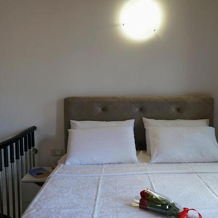 Oceanis Apartment Sými Eksteriør bilde